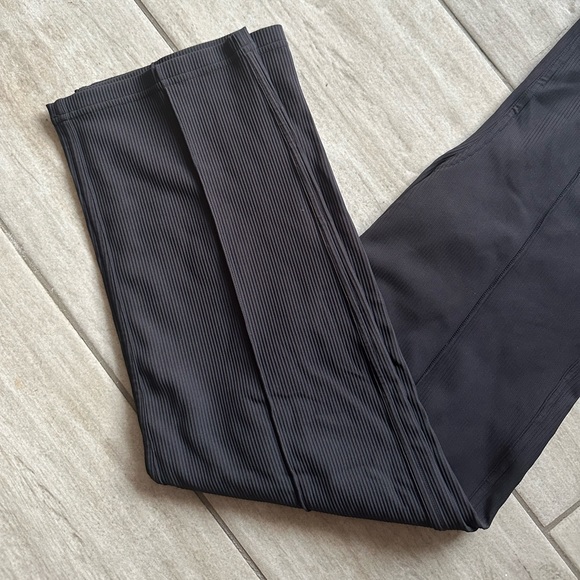 Lululemon Urban Strides Super High-Rise Pant 25" Size 2 - Picture 11 of 13